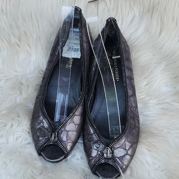 Donald‎ Pliner Pewter zip flats 6.5 NWT - Picture 9 of 9